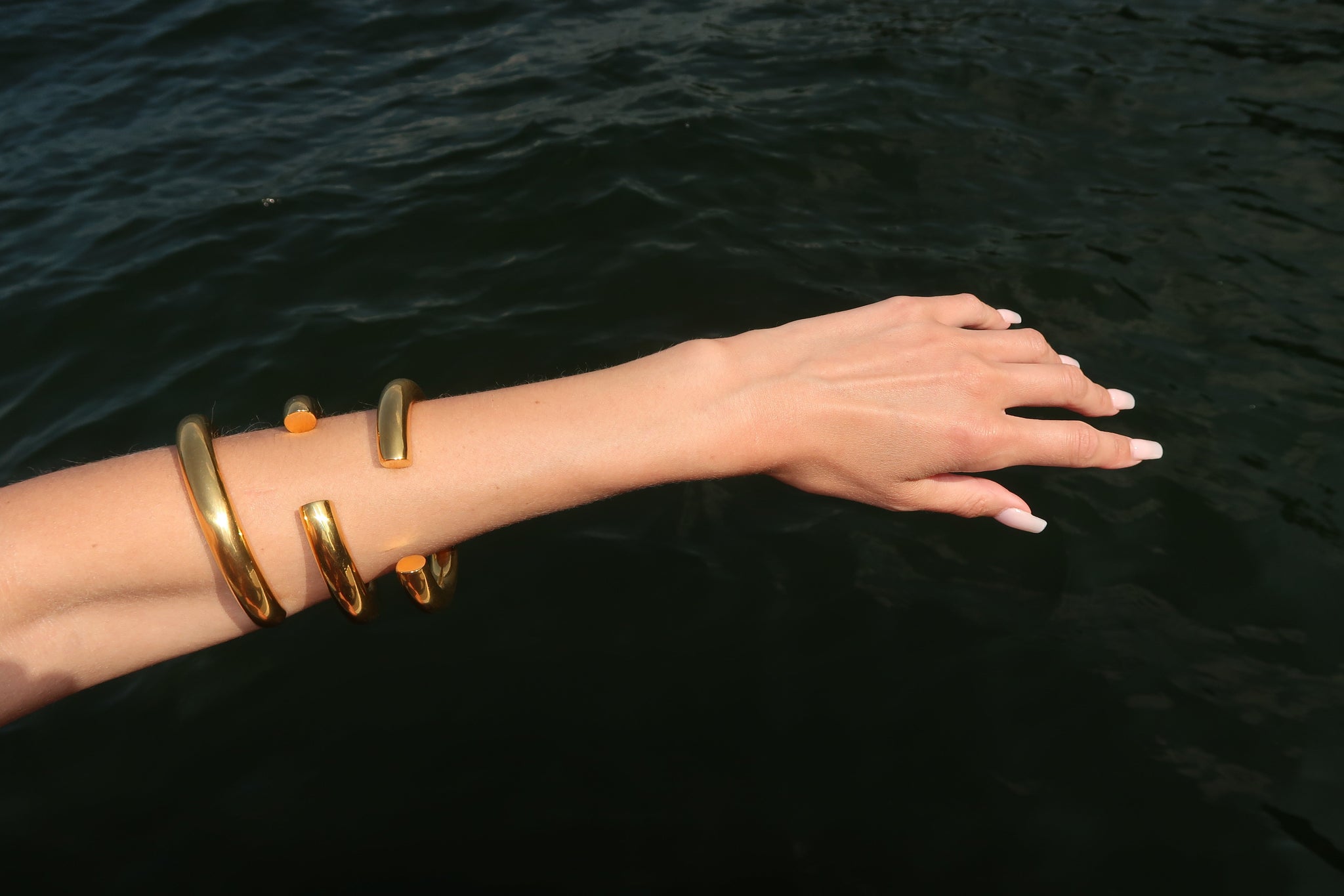Gold Bracelet - LETRA